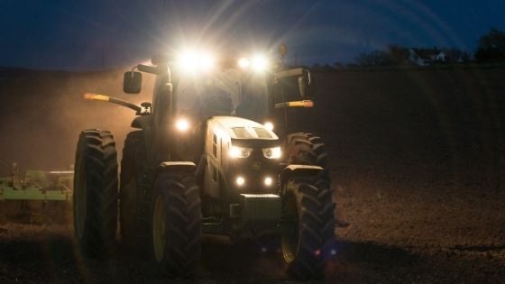 iStock Tractor - edm